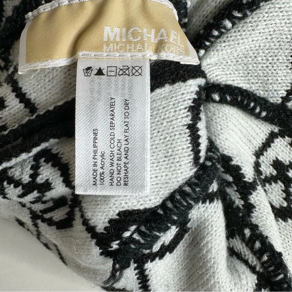 Michael Kors Black Circle Monogram Logo Jet Set Knit Beanie Hat NWT